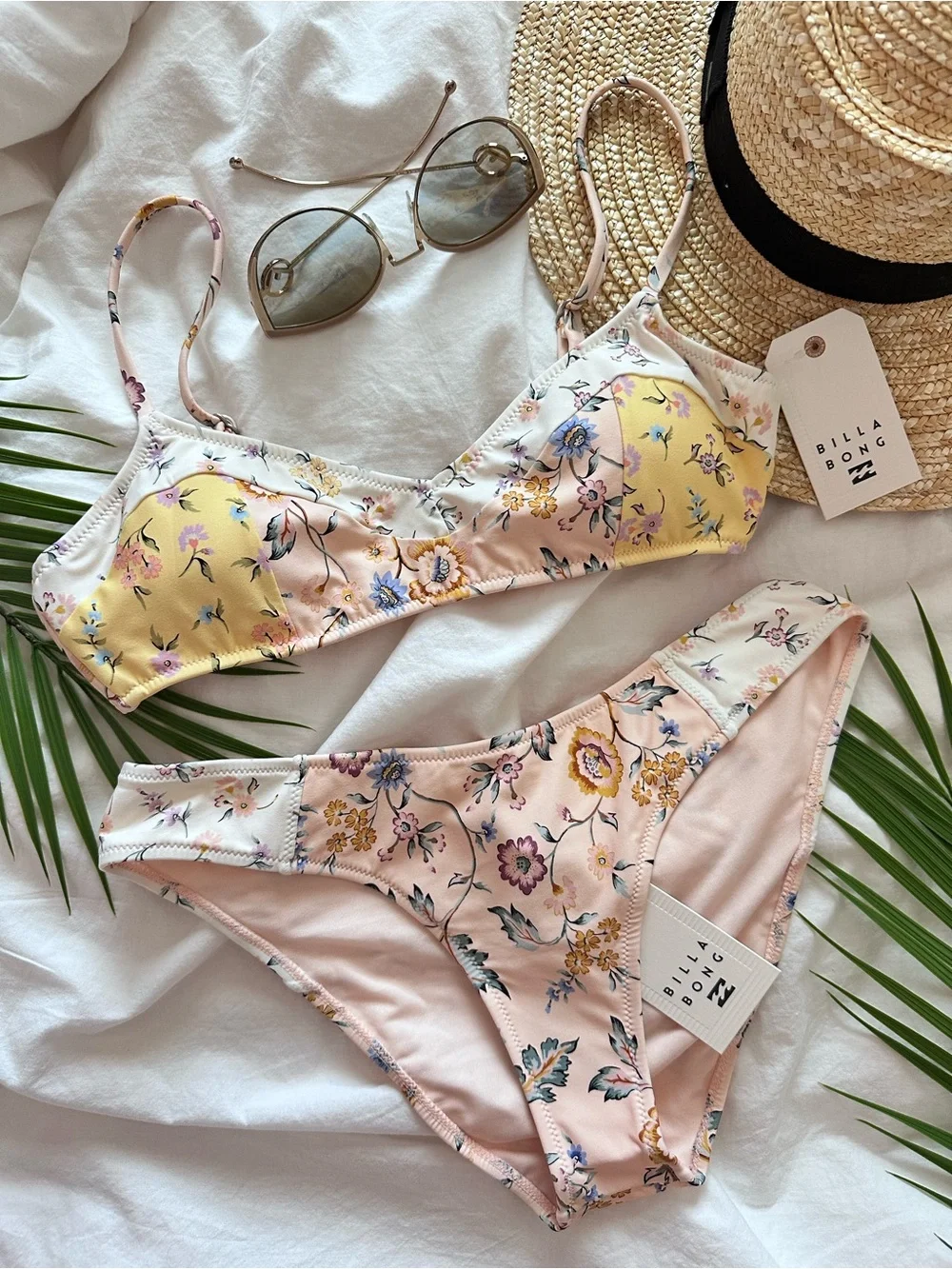 Billabong Floral This Gypsy Dainty Gigi Bralette Bikini Top | Bondi Bottom - Picture 1 of 16